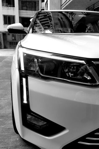 XUV300: The Bold Compact SUV 🚗✨