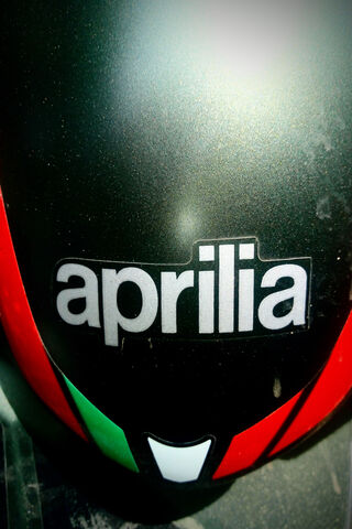 Rev Up Your Ride with the Aprilia Scooter! 🏍️✨