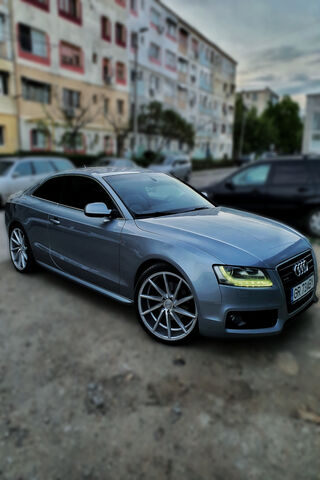 Sleek Power: The Audi A5 Series