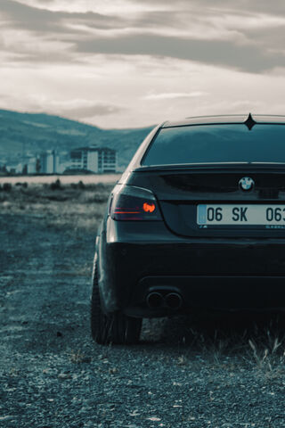 The Bold BMW E60: A Masterpiece of Engineering 🚗✨