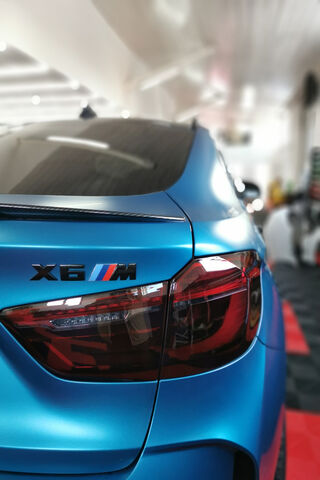 Unleashing Power: The BMW X6M 🚗💨