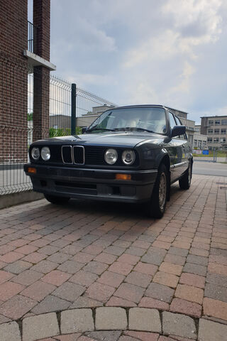 Classic Charm: The BMW E30
