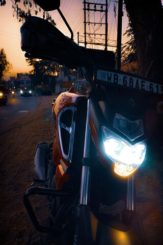 FZS V3: The Night Rider 🏍️✨