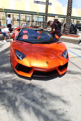 Lambo Dreams: The Iconic Aventador in Action! 🚗✨