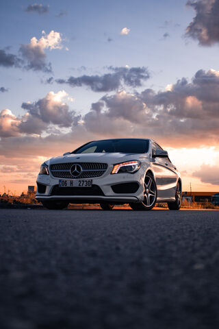 Elegance on Wheels: The Mercedes CLA180 🚗✨