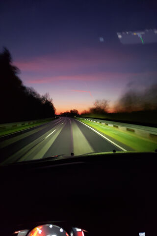 Dawn's Journey: Embracing the Morning Drive 🌅🚗