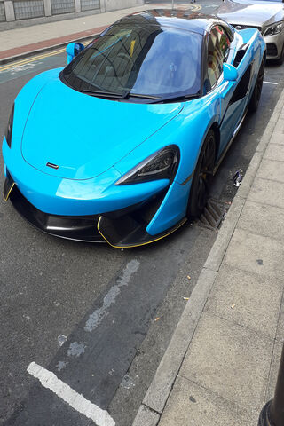 McLaren 570S Front