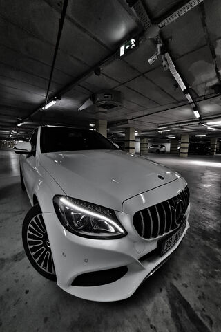 Sleek Elegance: The Mercedes W205 C-Class