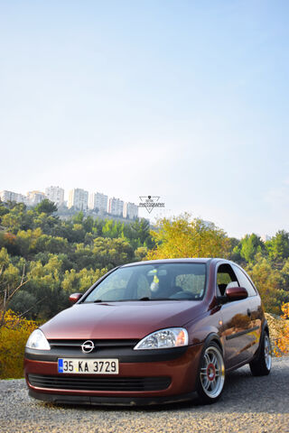 Opel Corsa: A Compact Gem on the Road! 🚗✨