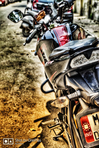 TVS APACHE RTR 200