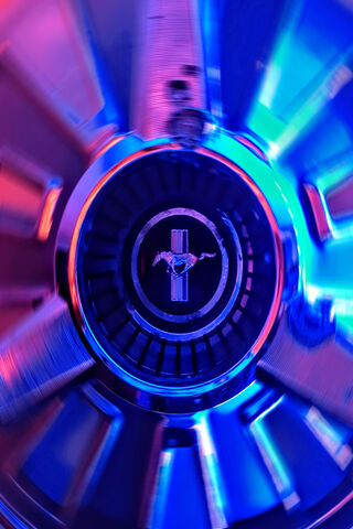 Classic Charm: The Heart of a Vintage Mustang 🐎✨