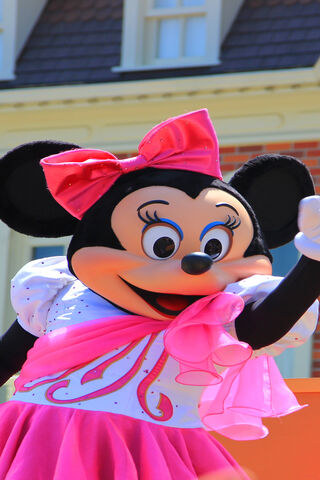 Minnie Mouse's Magical Celebration 🎉