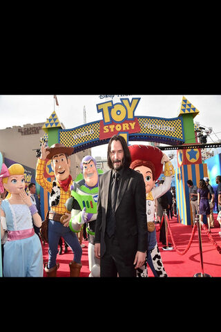 A Star-Studded Adventure at Toy Story 4 Premiere! 🎉