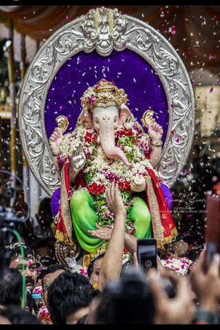 Celebrating Ganpati: A Festival of Joy and Devotion 🎉🙏