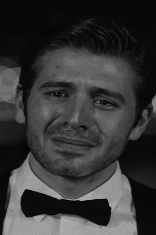 Azer Kurtuluş: The Depths of Emotion