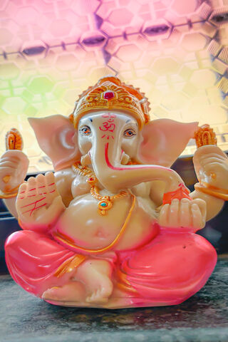 Divine Blessings: The Spirit of Ganpati Bappa 🌺🙏