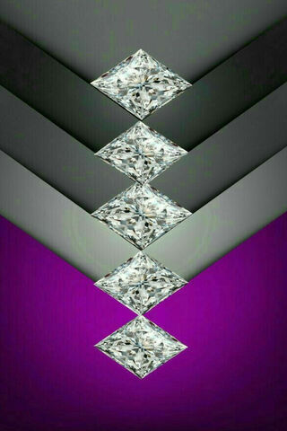Glistening Elegance: A Modern Gem