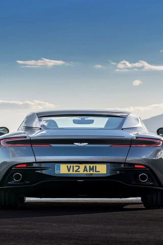 Aston Martin DB11: The Epitome of Luxury and Performance 🚗✨