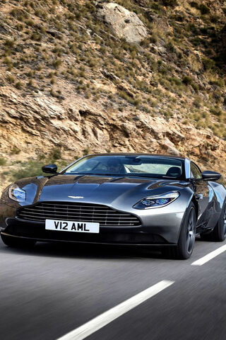 Aston Martin DB11: The Epitome of Luxury and Performance 🚗✨