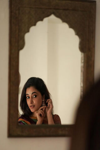 Reflections of Elegance: Priyanka Arul Mohan