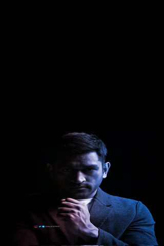 The Calm Before the Storm: MS Dhoni in Focus 🌟