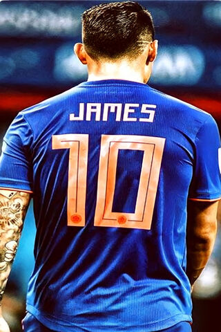 The Magic of Number 10: James in Action ⚽✨