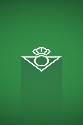 Green Elegance: The Betis Minimal Design