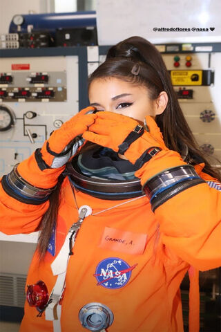 Ariana's Cosmic Adventure 🚀✨