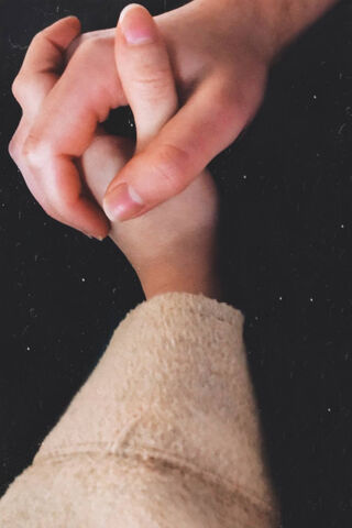 Embrace of Life: Nour Hayati