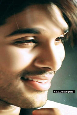 Charming Expressions: Allu Arjun Jitesh
