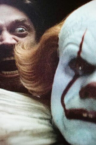 Chilling Encounter: Andy Meets Pennywise 🎈👻