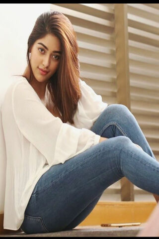 Charming Elegance: A Moment of Grace