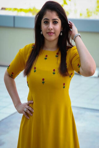Aima Rosy Sebastian: A Radiant Presence in Yellow 🌼✨