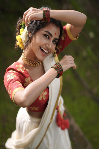 Celebrating Grace: The Essence of Anupama Parameswaran