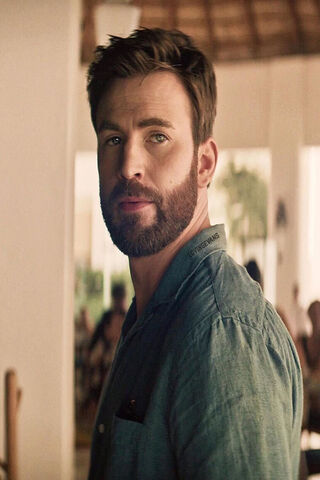 Charming Moments: Chris Evans in a Relaxed Setting