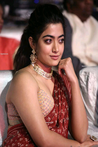 Elegance in Tradition: Rashmika Mandana Shines