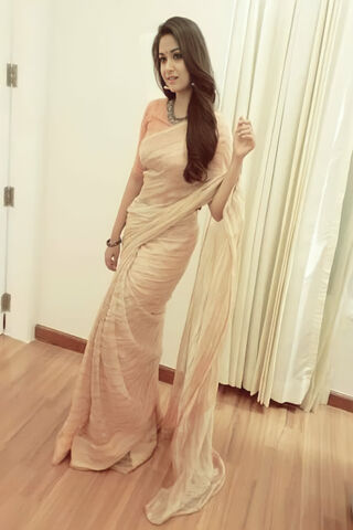Elegance in Tradition: Keerthy Suresh in a Stunning Saree