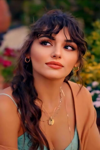 Captivating Charm: The Allure of Hande Ercel 🌟