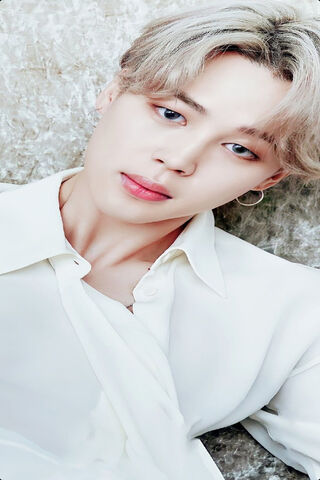 Jimin: The Charismatic Star 🌟