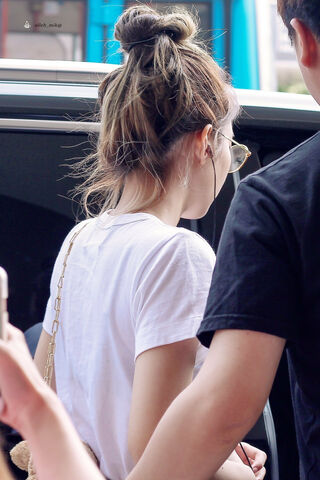 Stylish Departure: Jennie of Blackpink