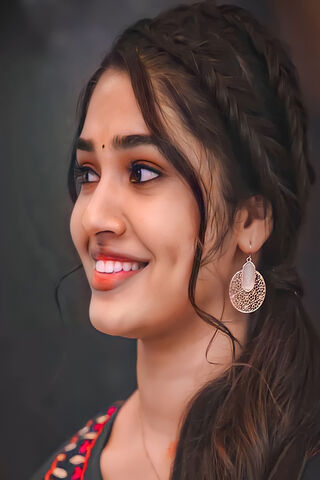Kritishetty: A Glimpse of Grace and Charm ✨