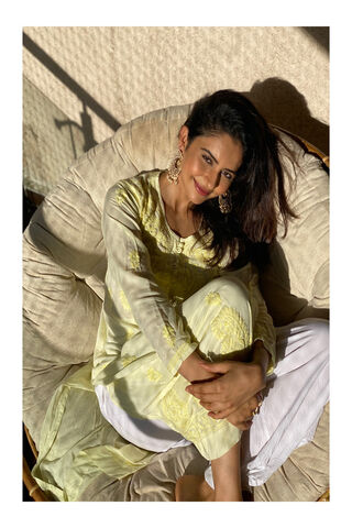 Radiant Elegance: Rakul Preet Singh in Ethereal Attire ✨