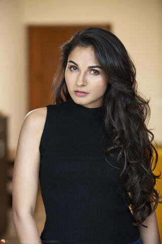 Captivating Charisma: The Allure of Andrea Jeremiah