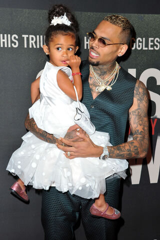 A Heartwarming Moment: Chris Brown and His Little Star 🌟