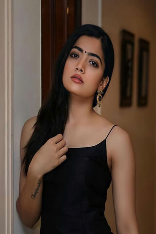 Elegance in Black: Rashmika Mandanna's Stunning Look