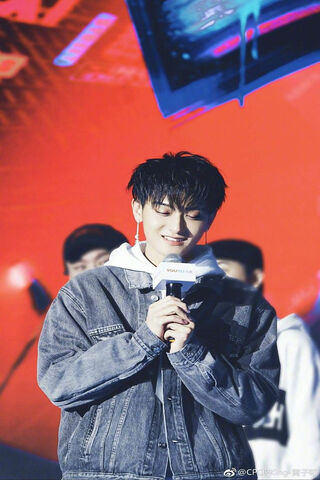 Cutie in the Spotlight 🌟