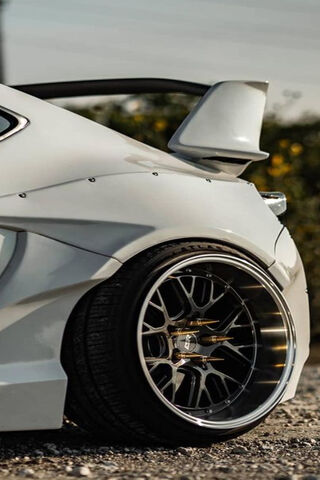 Rev Up Your Ride with Esr Wheels! 🚗✨