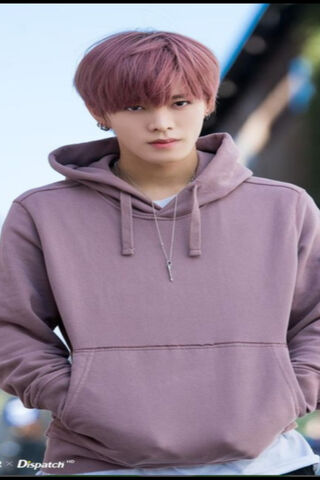 Yuta: The Charismatic Trendsetter 🌟