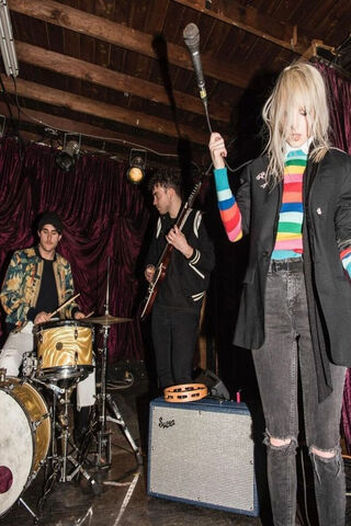 Paramore: A Burst of Color and Sound 🎶🌈