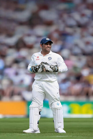 The Captain Cool: MS Dh..